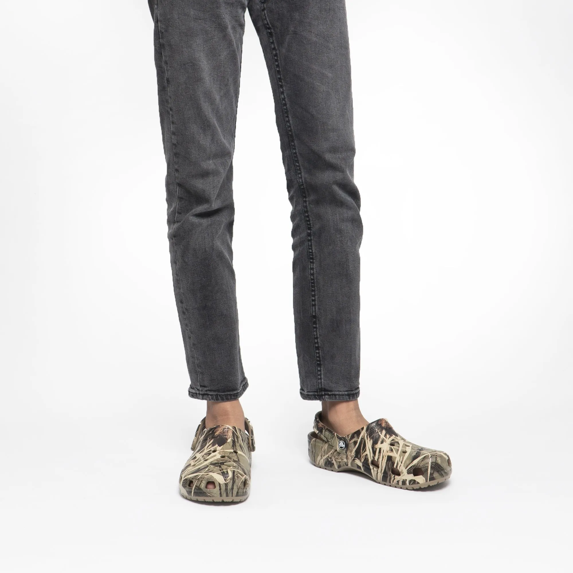 12132-260 CLASSIC REALTREE Mens Clogs Khaki