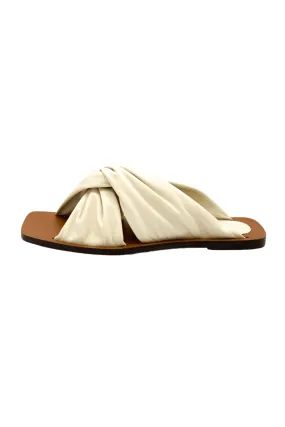 Cream Sohvi Flats